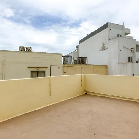 Spacious 4br Terraced House With Rooftop Access By 360 Estates *