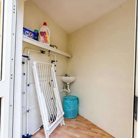 Spacious 4br Terraced House With Rooftop Access By 360 Estates Feriehus *