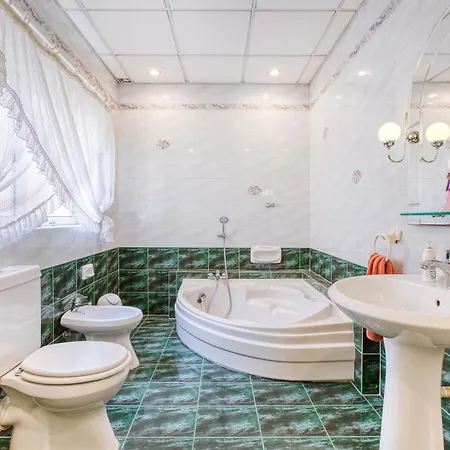 Feriehus Spacious 4br Terraced House With Rooftop Access By 360 Estates Marsaskala