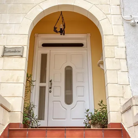 Spacious 4br Terraced House With Rooftop Access By 360 Estates