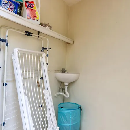 度假居 Spacious 4br Terraced House With Rooftop Access By 360 Estates 马尔萨斯卡拉