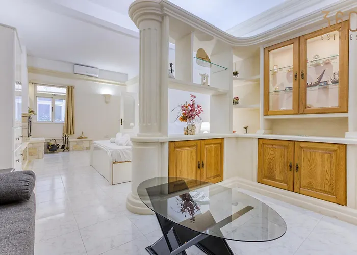 Spacious 4br Terraced House With Rooftop Access By 360 Estates