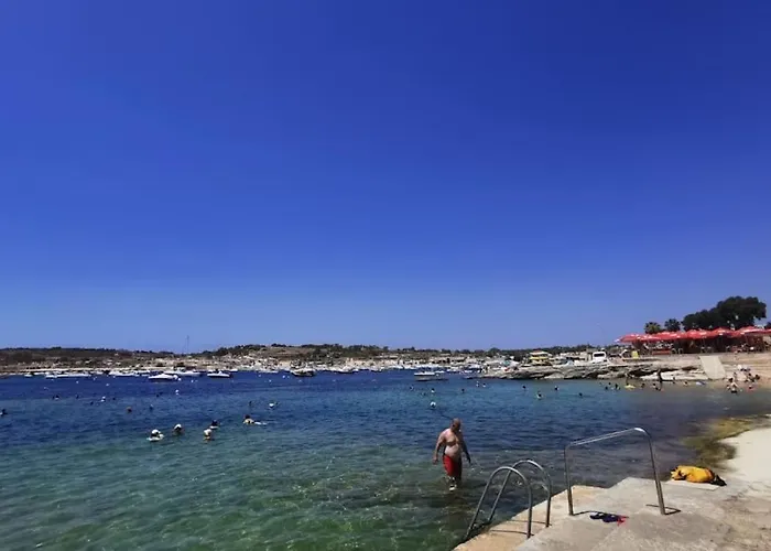 Spacious 4br Terraced House With Rooftop Access By 360 Estates * Marsaskala