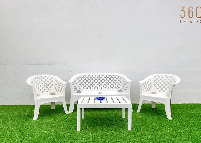 Spacious 4br Terraced House With Rooftop Access By 360 Estates Марсаскала