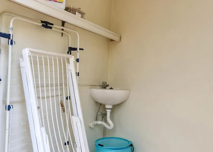 Дом отдыха Spacious 4br Terraced House With Rooftop Access By 360 Estates Марсаскала