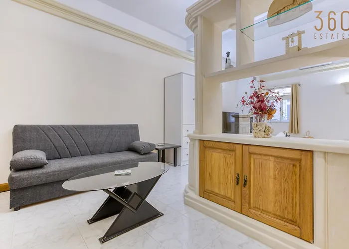 Spacious 4br Terraced House With Rooftop Access By 360 Estates Дом отдыха